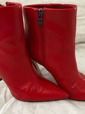 ANTONIO MELANI Red Pointed-Toe Booties